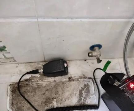 建昌屋顶漏水维修公司分享下卫生间漏水的危害及解决方法